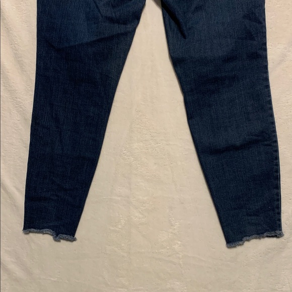 Jessica Simpson adored high rise Ankle Jeans raw hem size 33 - Picture 7 of 9